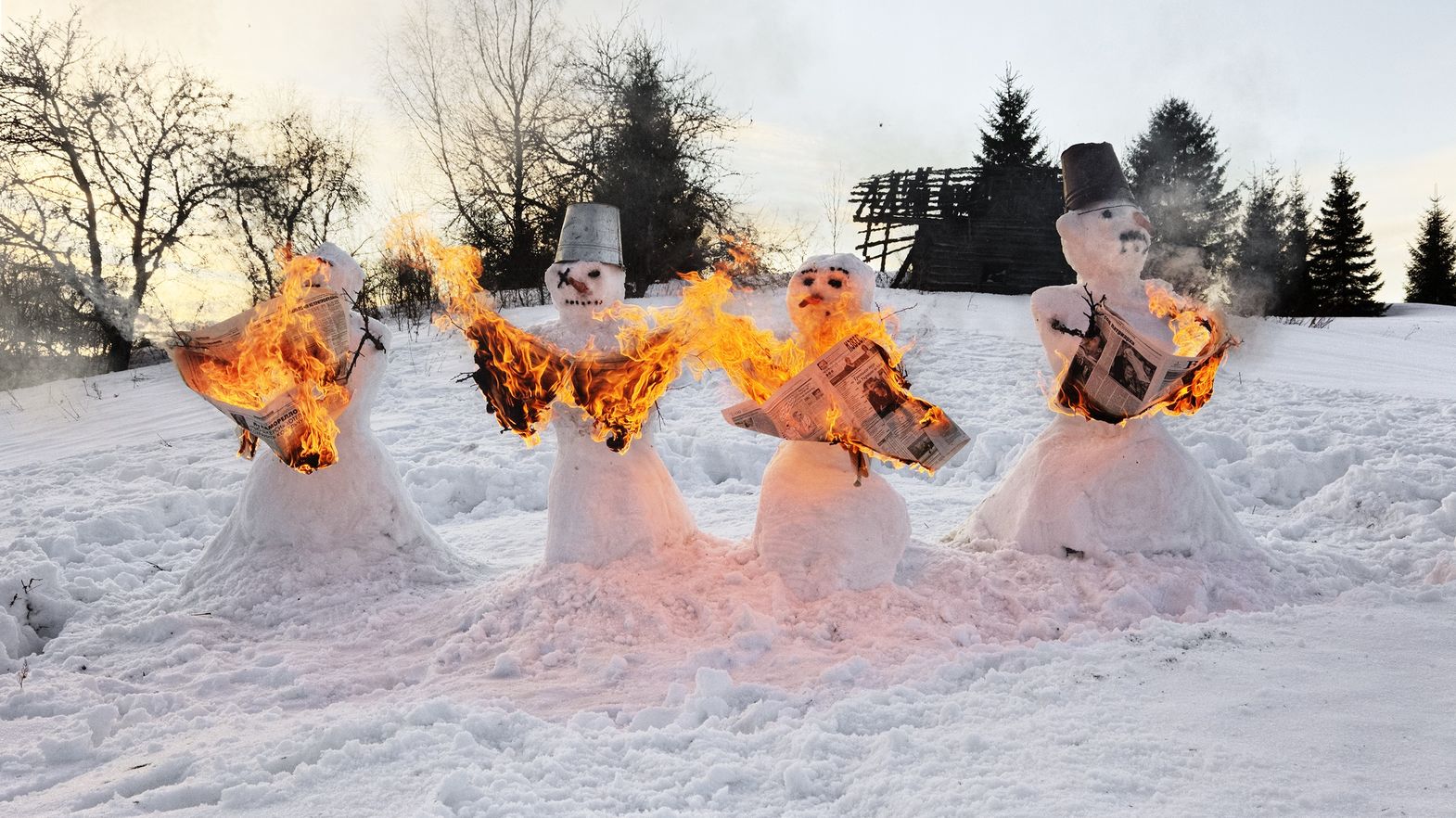 «Snowmen» из проекта «Burning News» — Тим Парщиков
